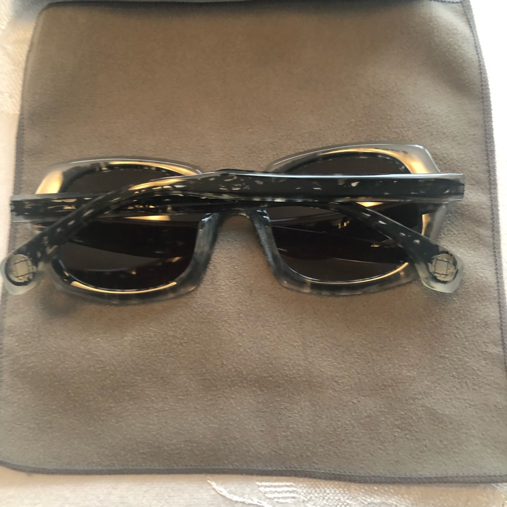 Blake Kuwahara Sunglasses - Picture 4 of 7